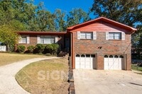 Building Photo - 10 37th Ave NE