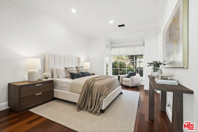 Building Photo - 7335 Birdview Ave