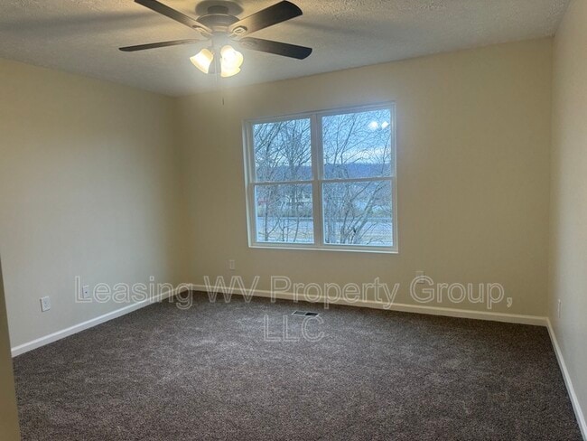 Building Photo - 71 Christian Ct