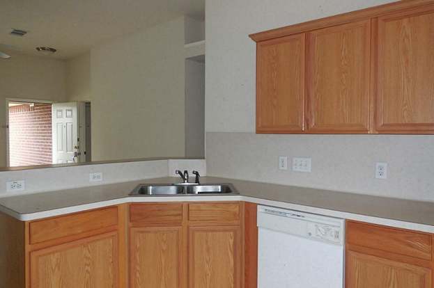 Building Photo - 12406 Magnolia Canyon