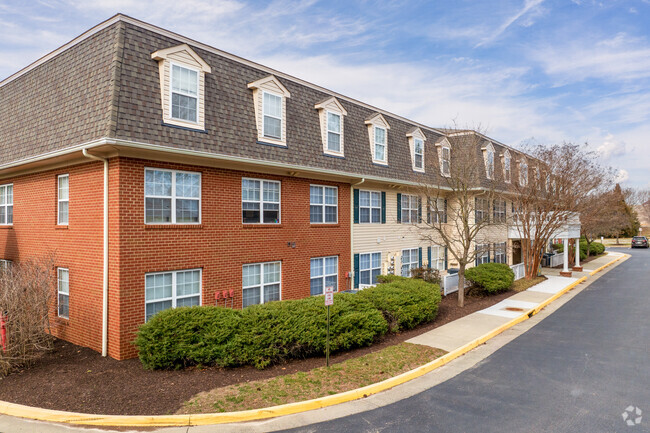 Building Photo - The Park at Ridgedale