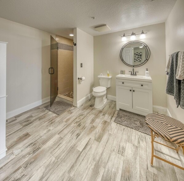 Building Photo - 511 Lucerne Ave