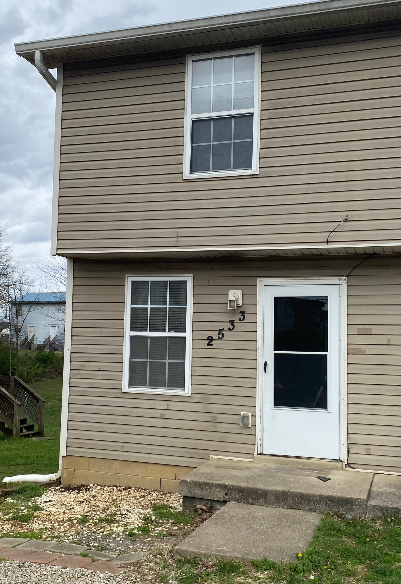 Front - 2533 Highland Trace Dr