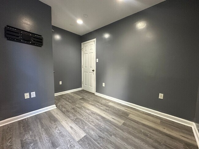 Building Photo - 2144 N 18th St