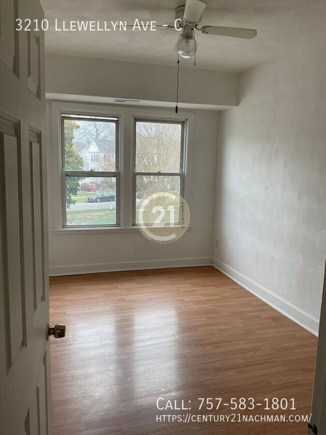 Building Photo - 3210 Llewellyn Ave