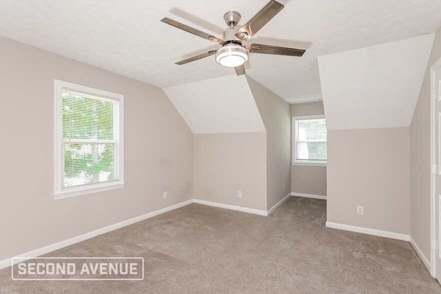 Building Photo - 5751 Wood Lake Ct