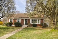 Building Photo - Bright and Cheery 4 Bedroom Home in Desiriable Sheffield Neighborhood