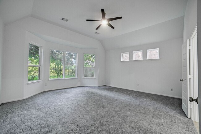 Building Photo - 5007 Sawmill Terrace Ln