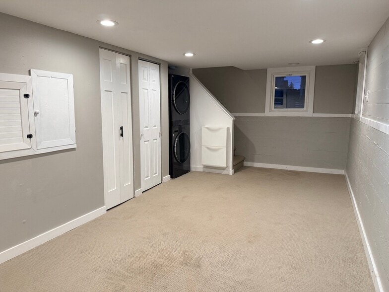 Building Photo - 2115 Wetmore Ave