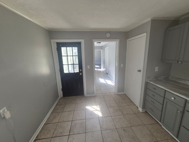 Building Photo - 1512 Kavanaugh St