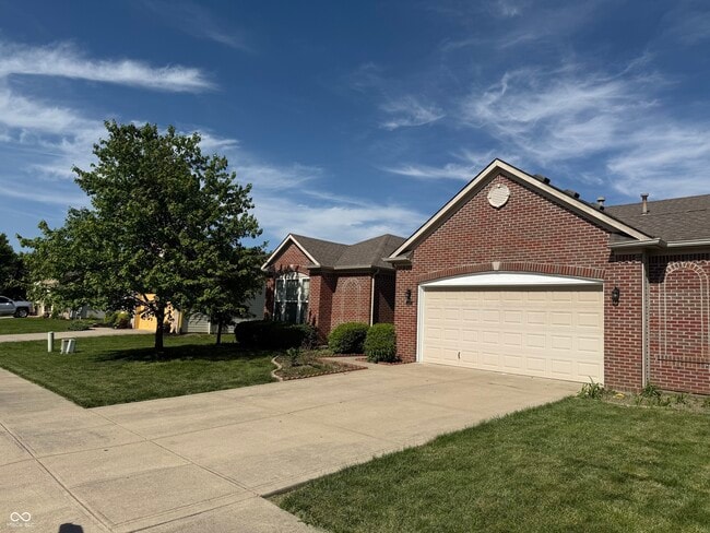 Building Photo - 1055 Woodfield Ct