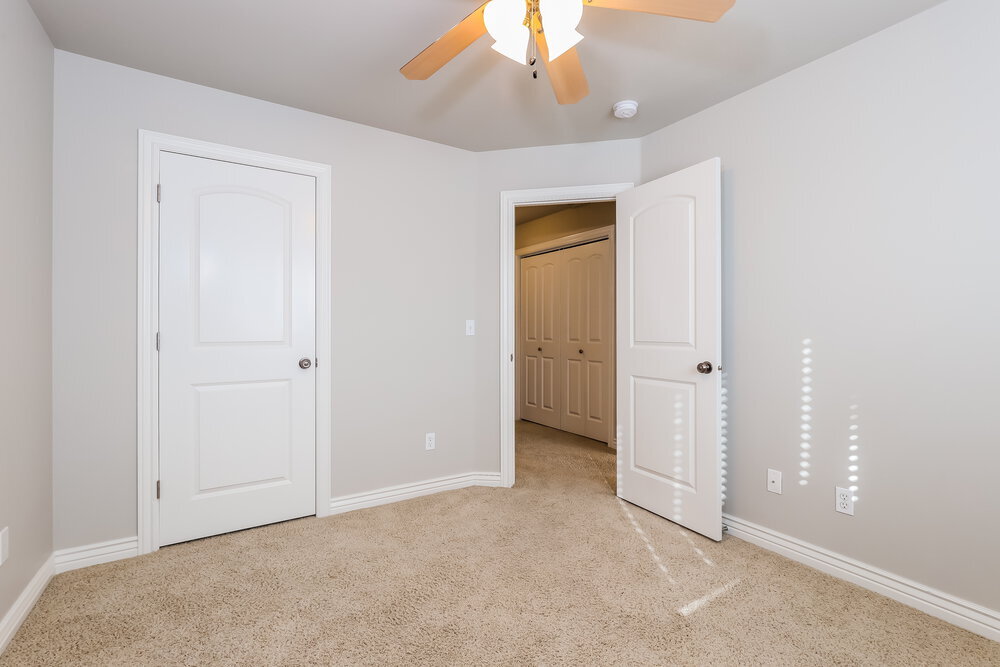 Building Photo - 7054 Dry Sycamore Ln