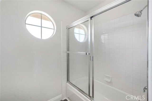 Building Photo - 24351 Kings View