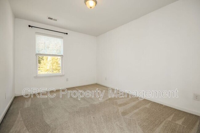 Building Photo - 9774 Seed St