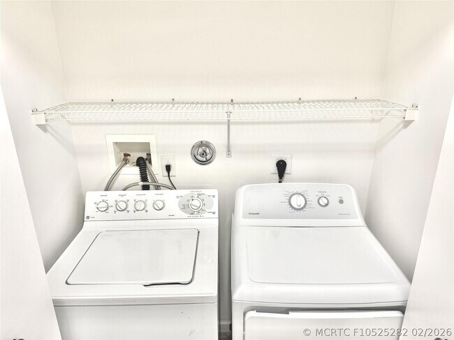 Building Photo - 4854 NW 58th Manor
