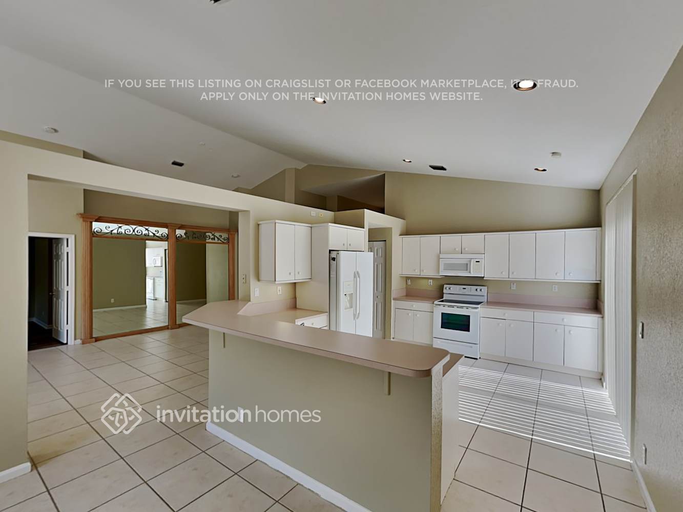 Building Photo - 3401 NW 70th Ave