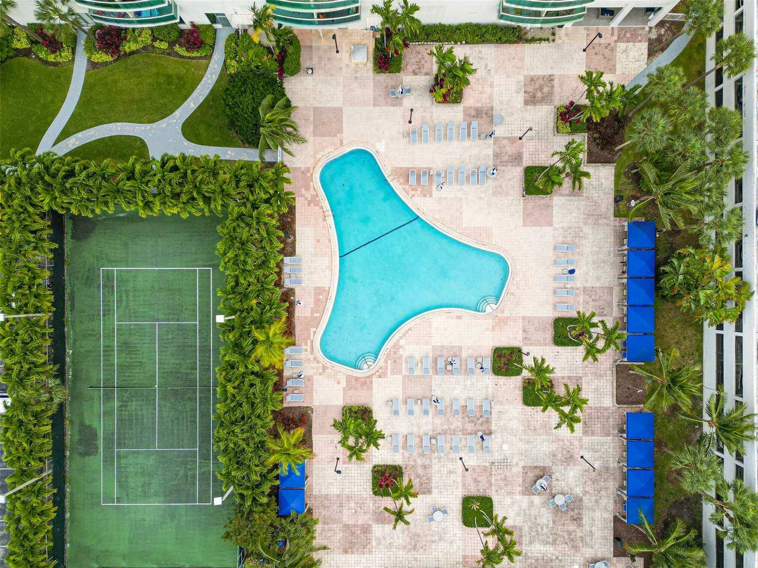 Building Photo - 19370 Collins Ave