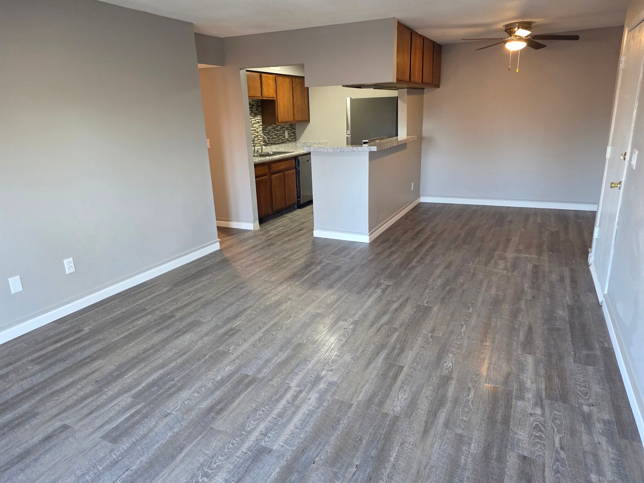 Building Photo - 1325 N Meridian Ave