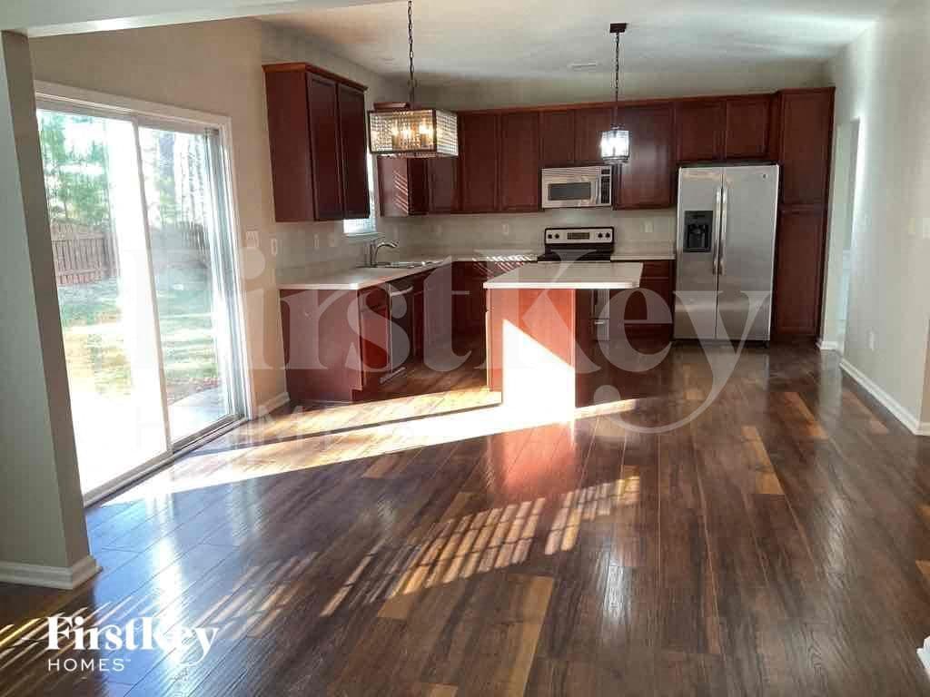 Building Photo - 11440 Callahan Mill Dr