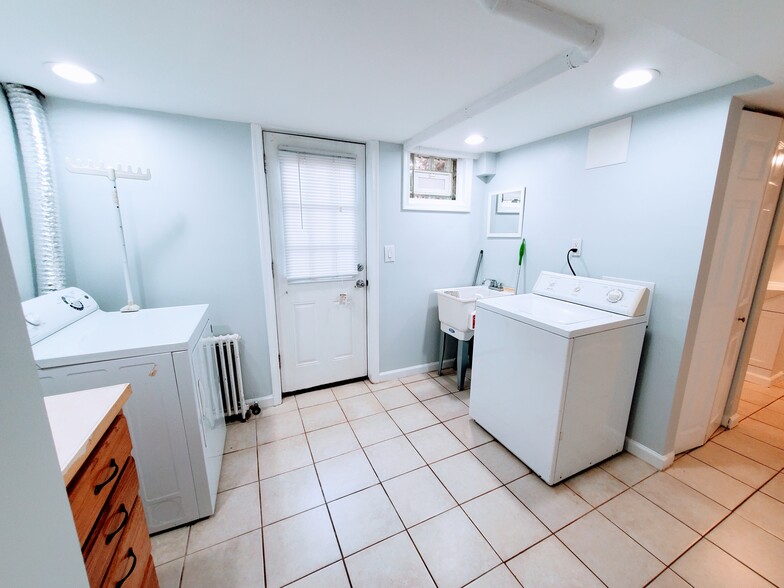 Laundry and storage - 6018 43rd Ave