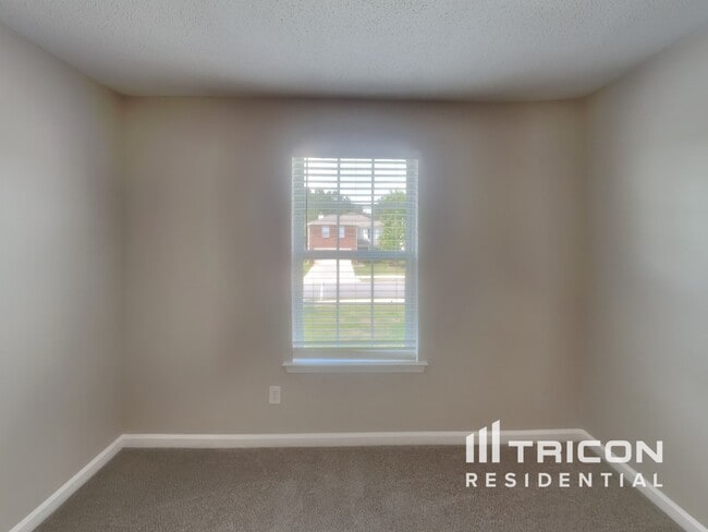 Building Photo - 1115 St Phillips Ct