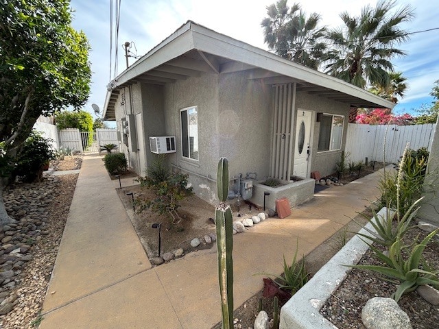 Building Photo - 1315 N Indian Canyon Dr