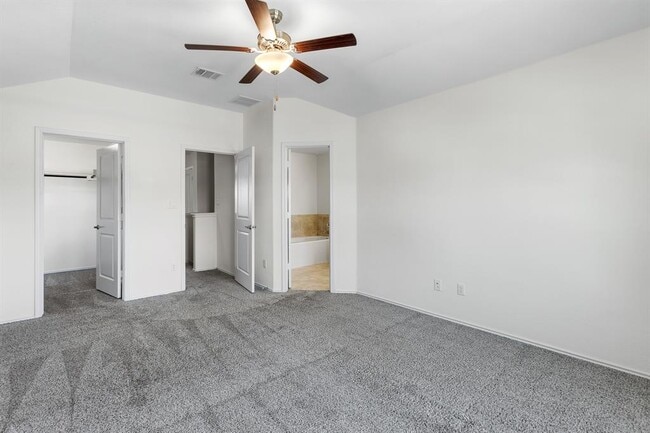 Building Photo - 189 Andross Ln