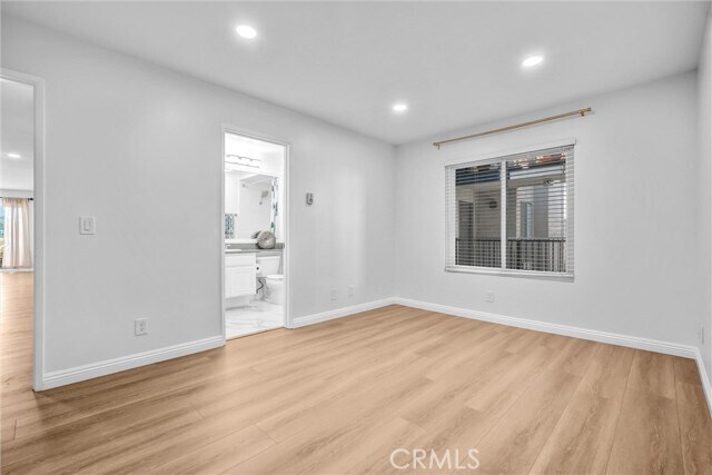 Building Photo - 2032 E Bermuda St