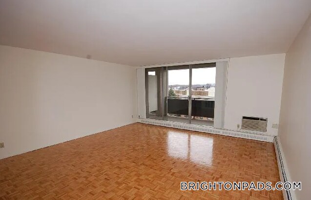Building Photo - 125 Chiswick Rd