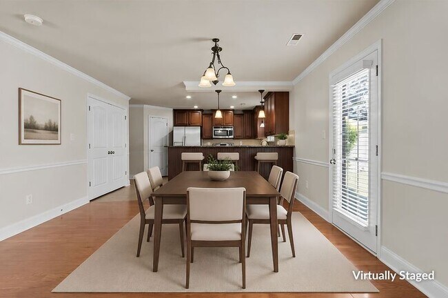 Building Photo - 2525 Millwood Cir SE