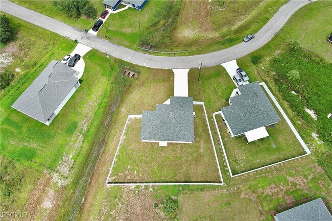 Building Photo - 8022 Melody Cir