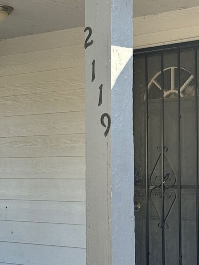 Primary Photo - Fully Renovated House