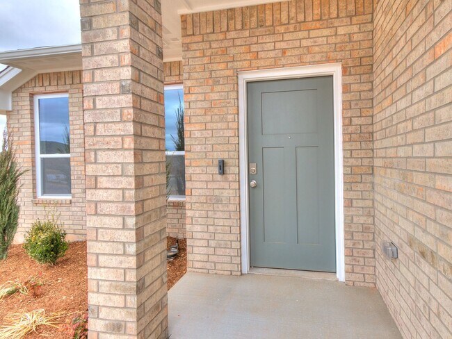 Building Photo - Beautiful New Home!