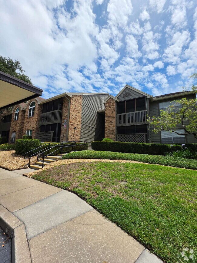 Building Photo - 1 bedroom condo in The Fountains at Countr...