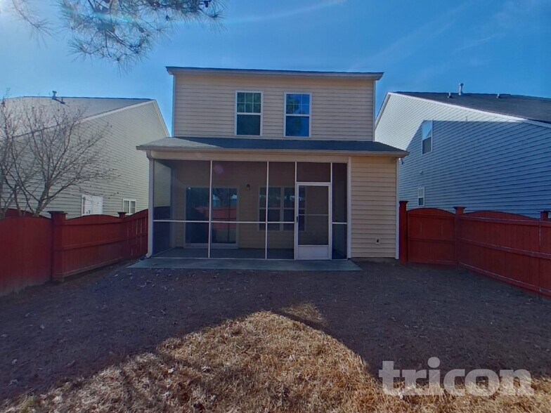 Building Photo - 209 Autumn Stroll Ct