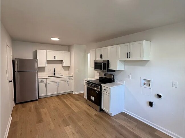 Building Photo - 3540 Teaberry Dr