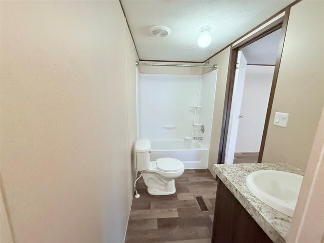 Building Photo - 7648 TX-75