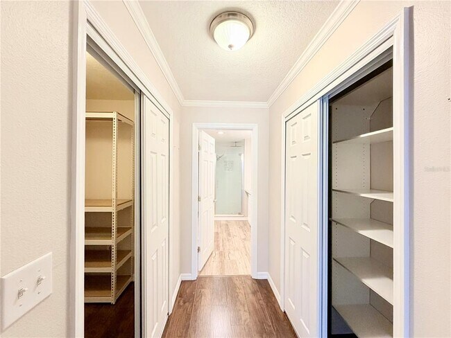 Building Photo - 30750 Temple Stand Ave