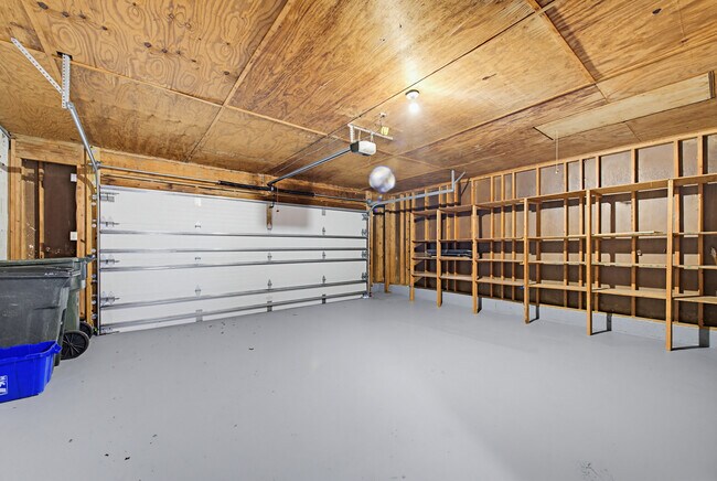 Building Photo - 7 Autumnwood Trail