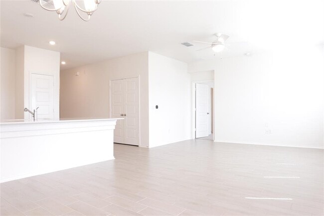 Building Photo - 8111 Marigny Wy