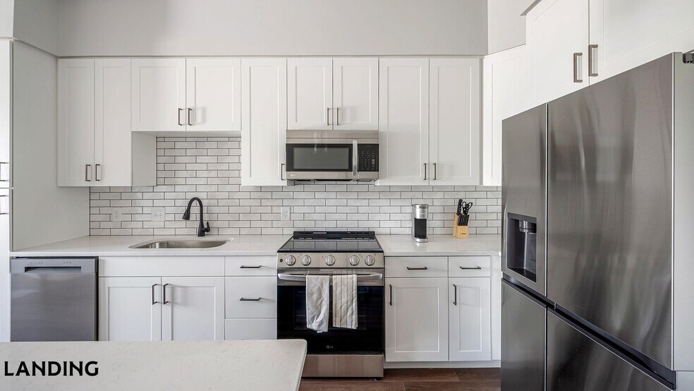 Building Photo - 1310 Hillside Ave