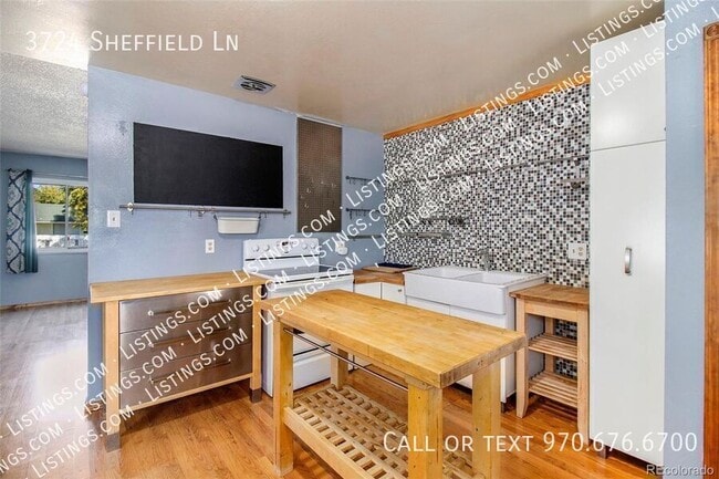 Building Photo - 3724 Sheffield Ln