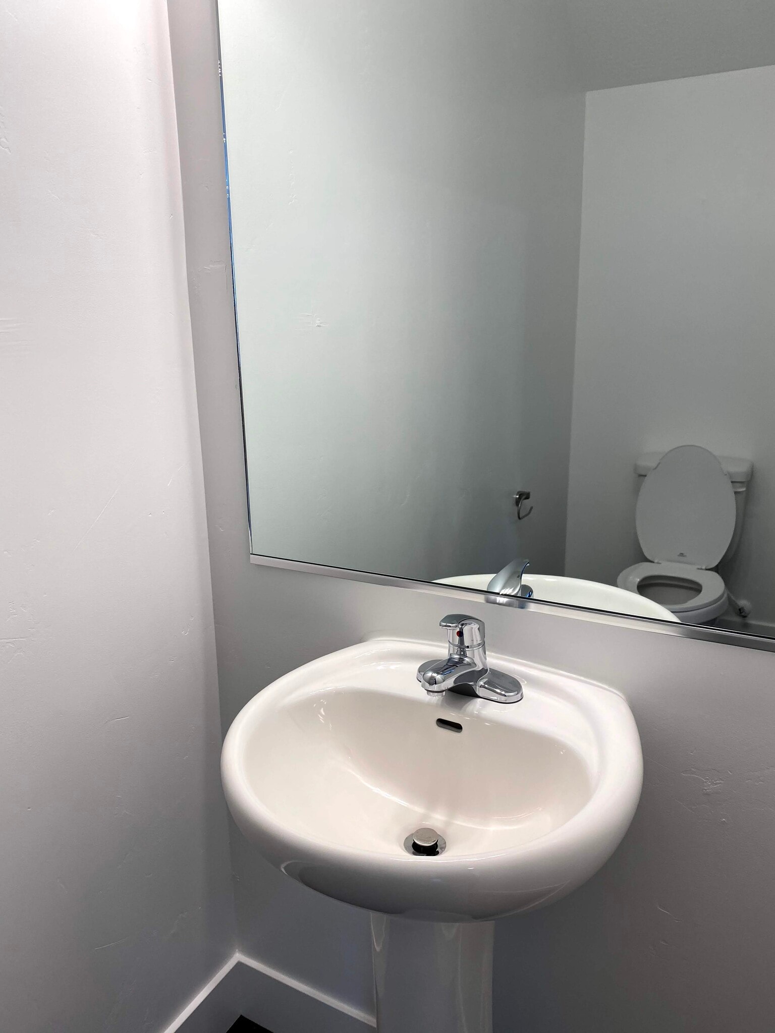 Building Photo - 424 W 40 S