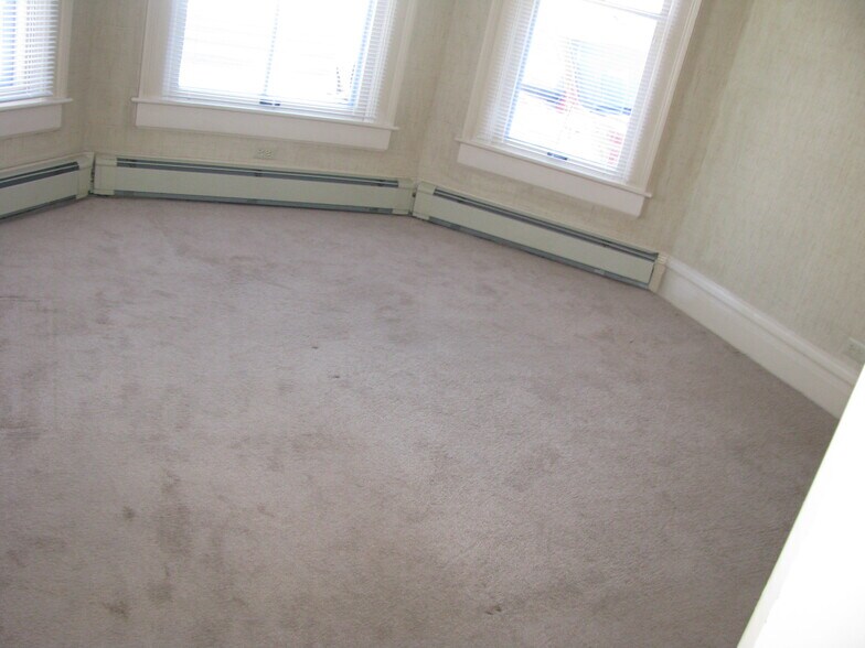 Bedroom 2. - 100 Park Ave