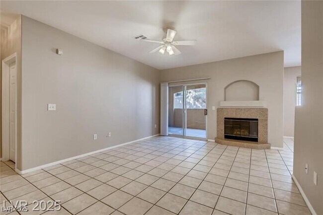 Building Photo - 1713 Sky of Red Dr