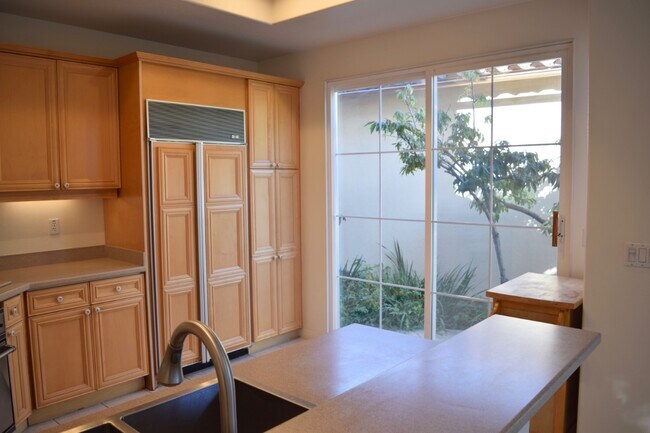 Building Photo - 1144 Corte Riviera