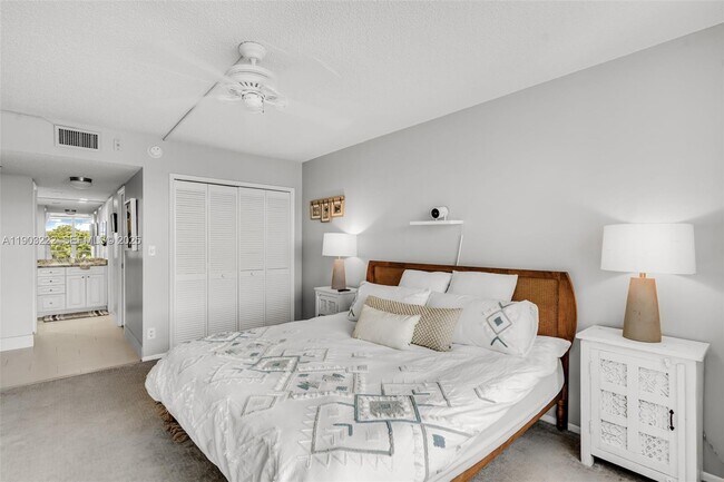 Building Photo - 808 Cypress Blvd