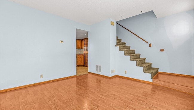 Building Photo - 3 Bedroom Home