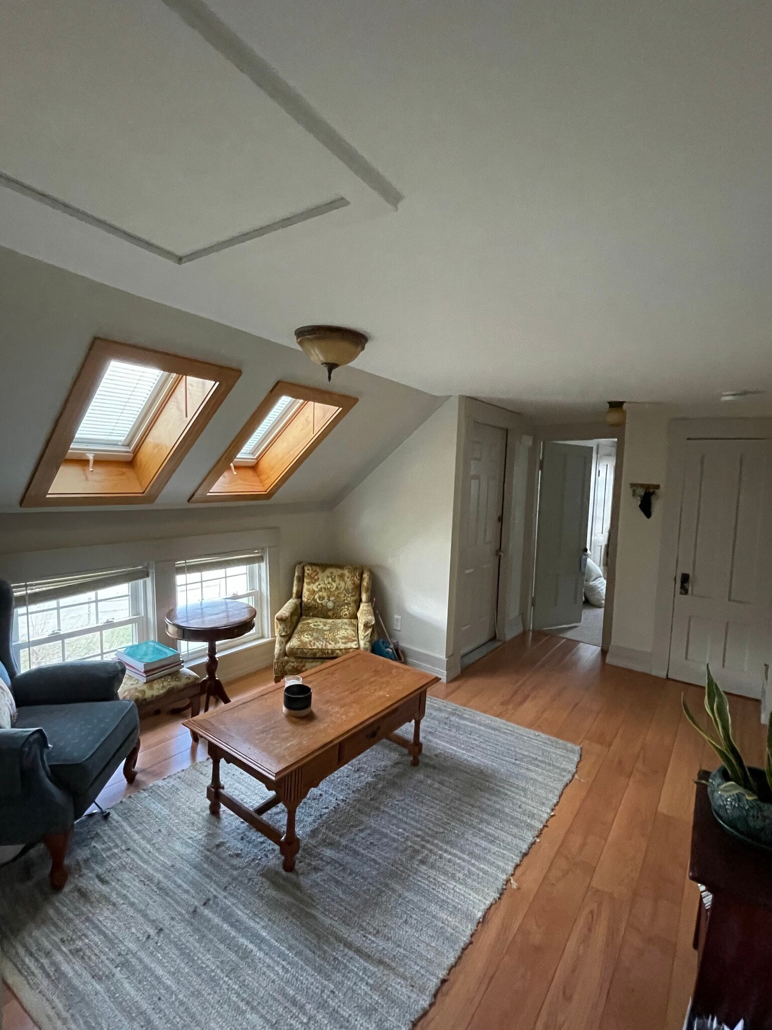 Building Photo - 17 Summer St