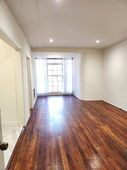 Building Photo - 1781 Orchid Ave